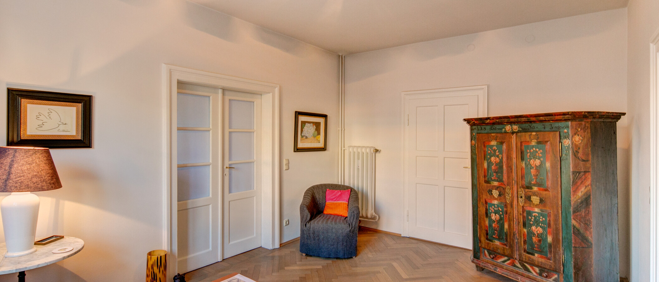 квартира München Moosach 03 гостиная 2354