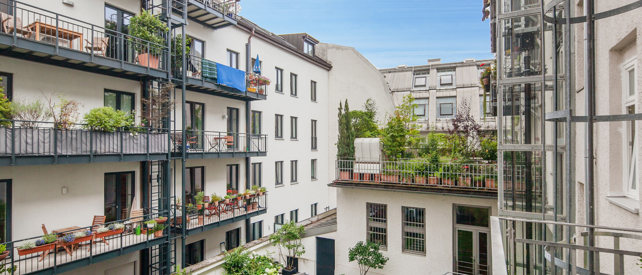 квартира München Gärtnerplatzviertel 01 вид из окна 2364