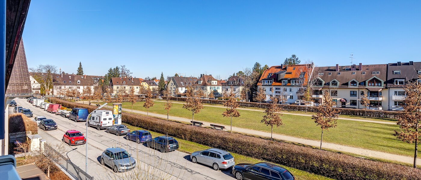 квартира München Sendling-Westpark 01 вид из окна 2380