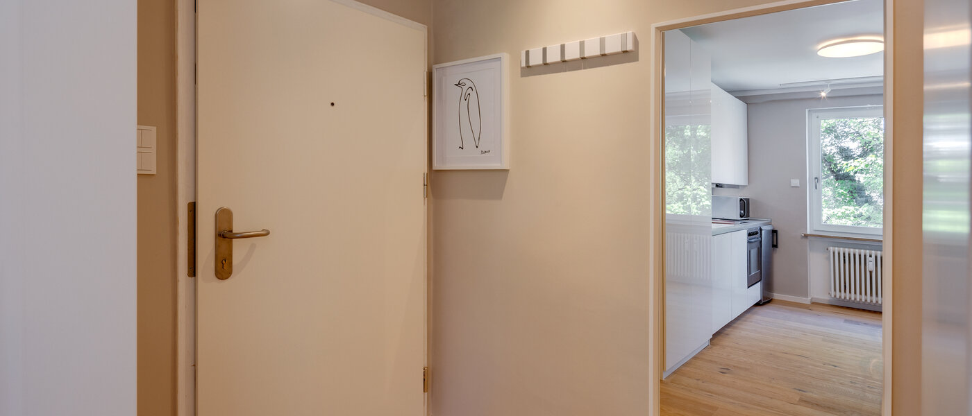 квартира München Schwabing (links der Leopoldstraße) 02 коридор 2407