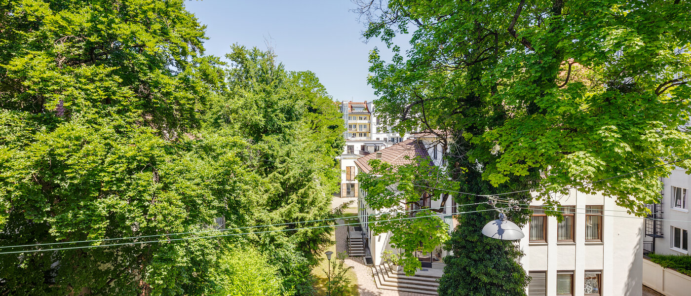 квартира München Schwabing (links der Leopoldstraße) 01 вид из окна 2407