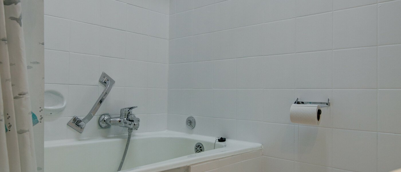 квартира München Schwabing (rechts der Leopoldstraße) 02 ванная комната 2486