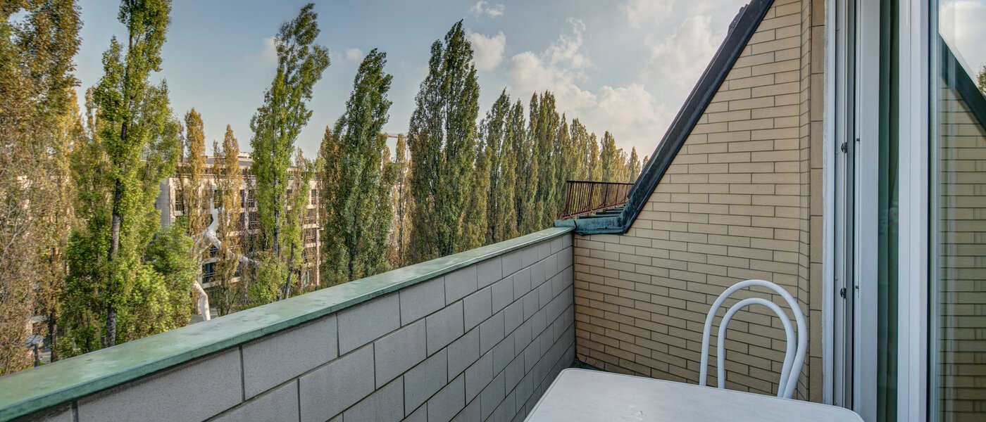 квартира München Schwabing (rechts der Leopoldstraße) 02 терраса 2486