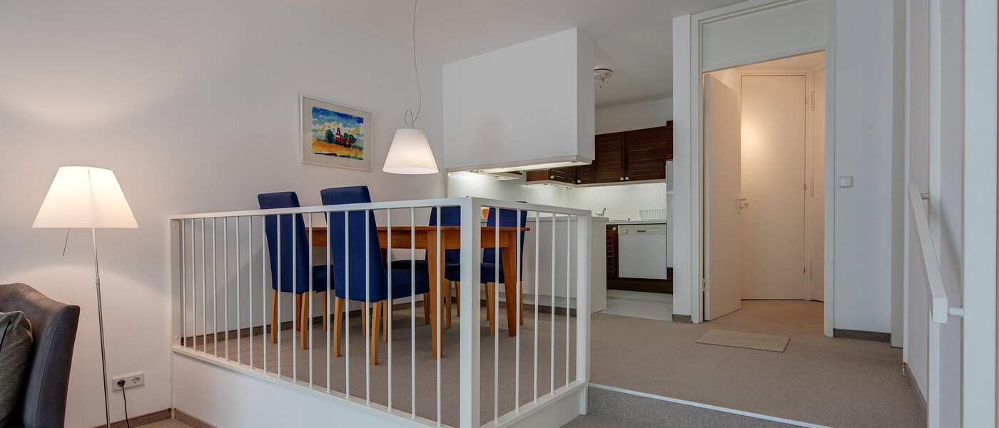 квартира München Milbertshofen 04 обеденная зона 2558