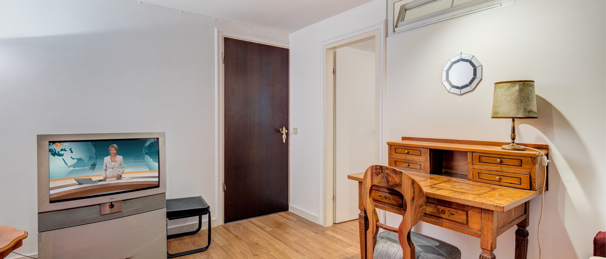 дом München Denning 04 комната для хобби 260