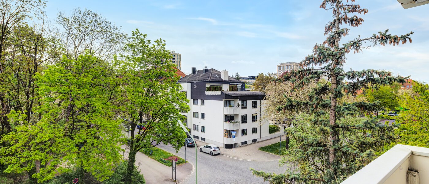 квартира München Schwabing-Nord (zw. Belgrad- & Leopoldstraße) 03 вид из окна 2635
