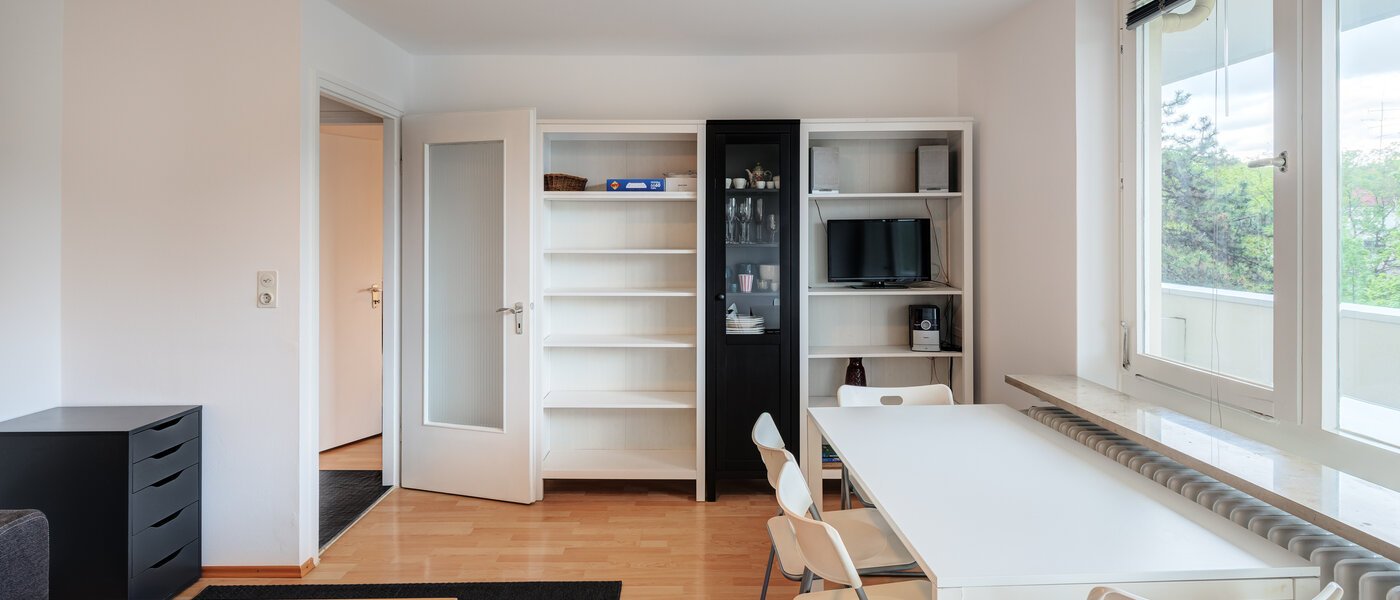 квартира München Schwabing-Nord (zw. Belgrad- & Leopoldstraße) 04 гостиная 2635