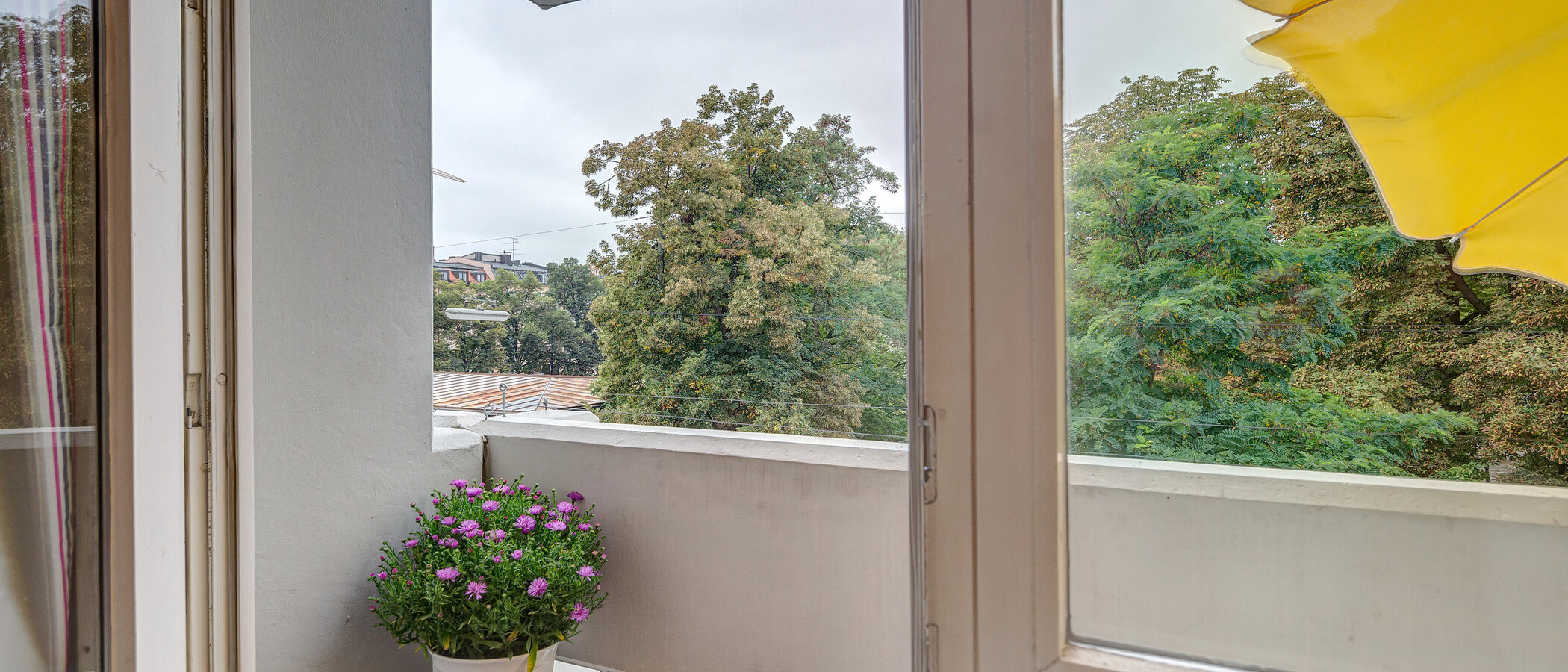 квартира München Schwabing (links der Leopoldstraße) 03 балкон 2684