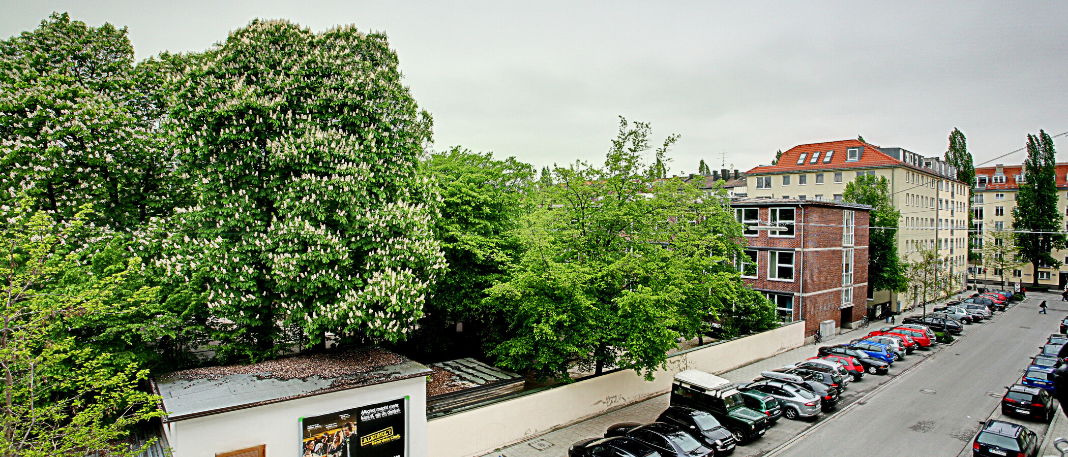 квартира München Schwabing (links der Leopoldstraße) 01 вид из окна 2684
