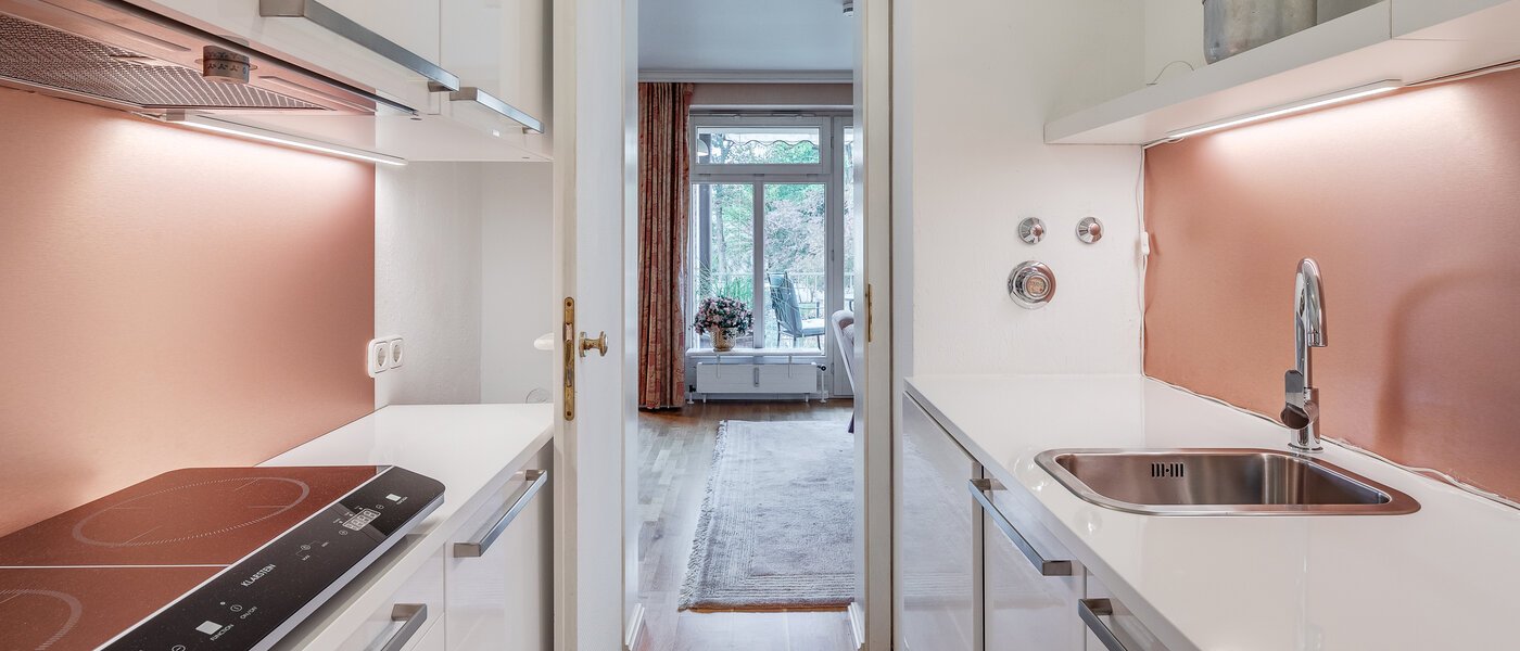 квартира München Schwabing (rechts der Leopoldstraße) 02 кухня 2699