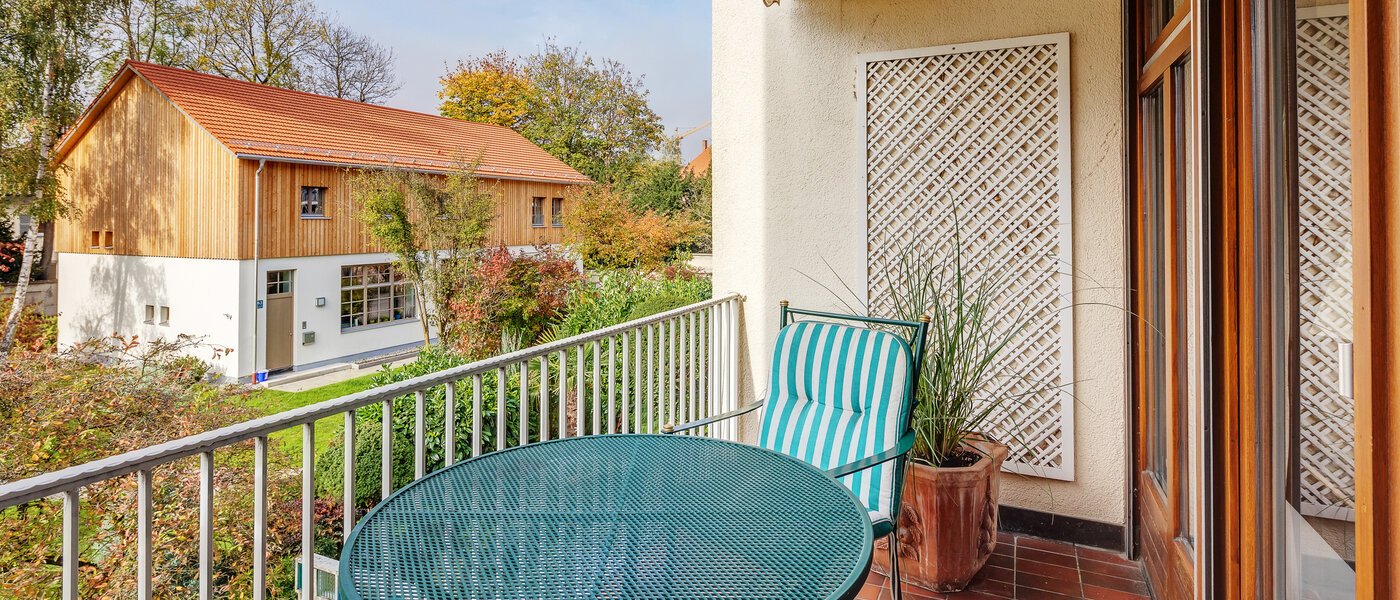 квартира München Schwabing (rechts der Leopoldstraße) 01 балкон 2699