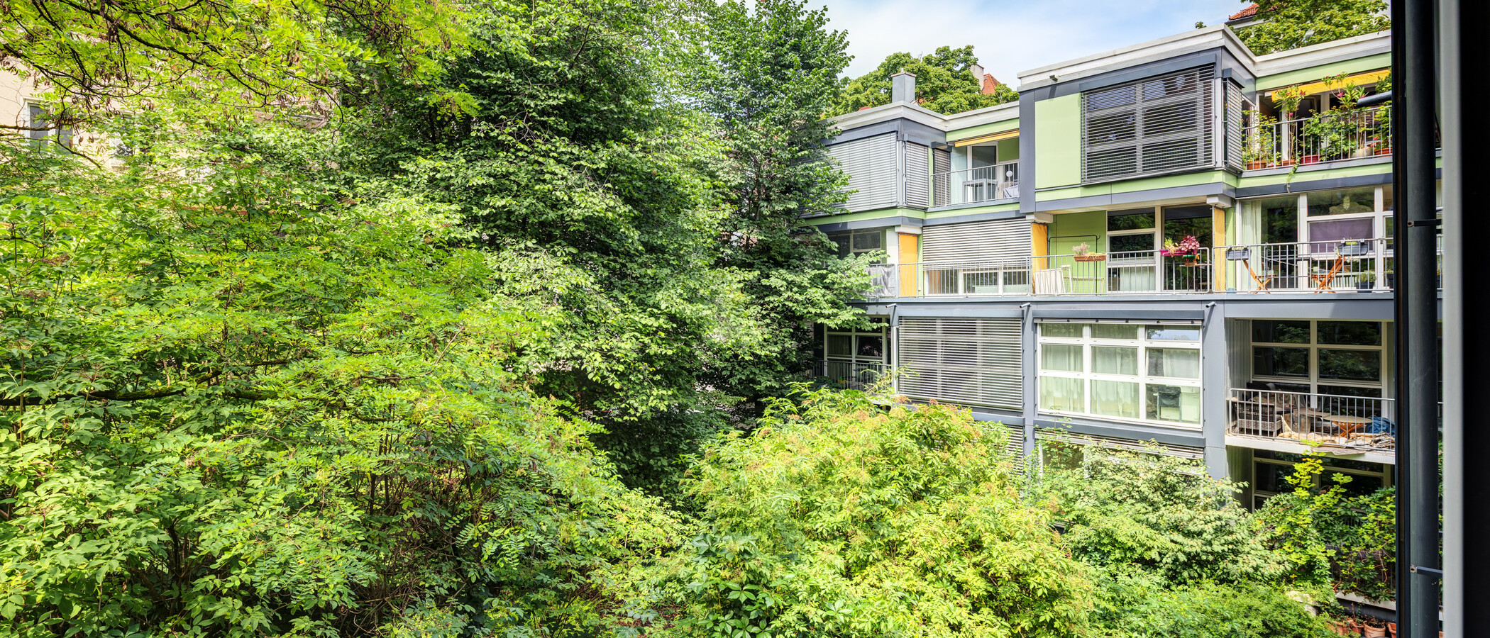 квартира München Schwabing-West 03 вид из окна 2711