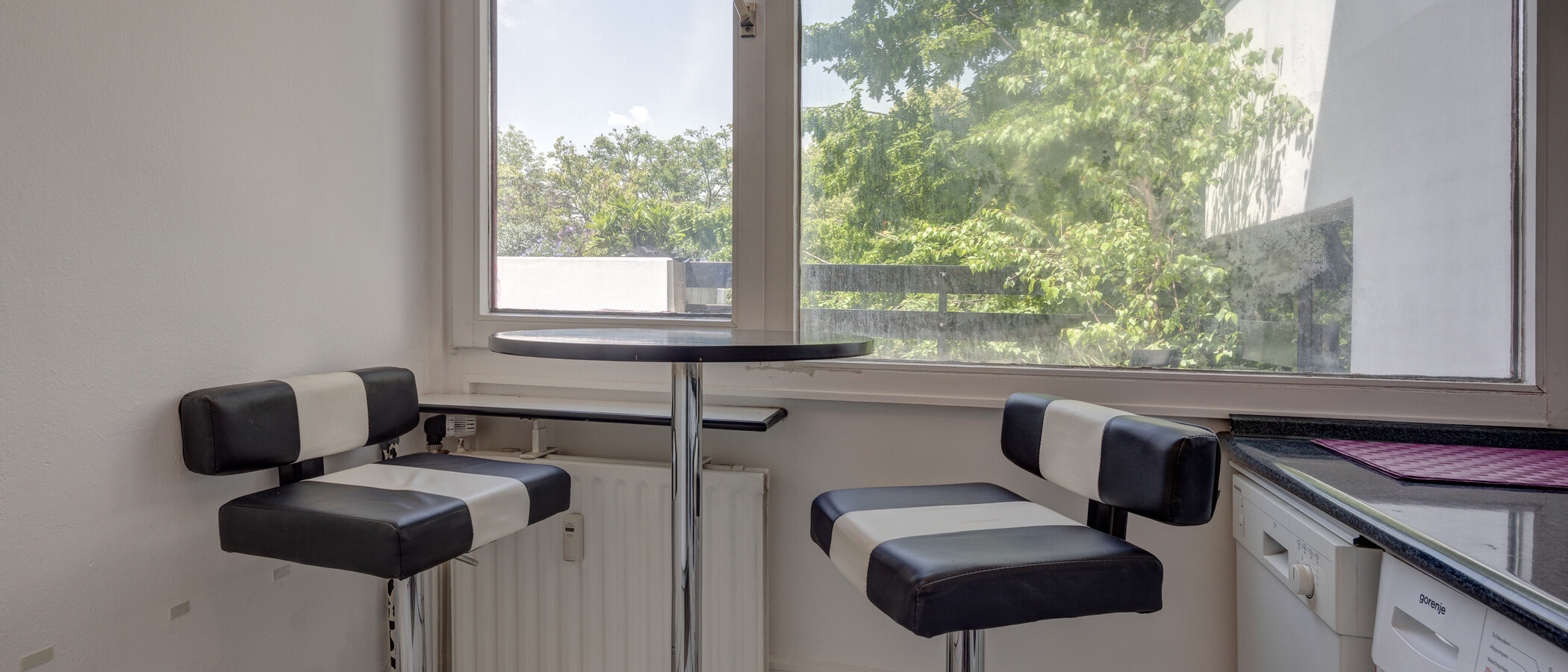 мансардная квартира München Neuhausen 02 кухня 2774
