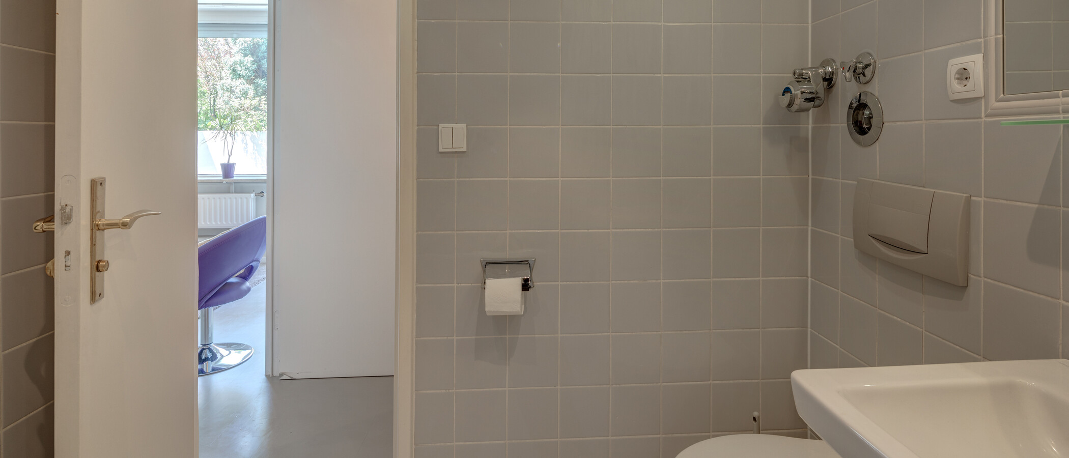 мансардная квартира München Neuhausen 03 ванная комната 2774