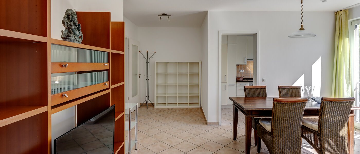 квартира München Parkstadt Schwabing 04 гостиная 2876