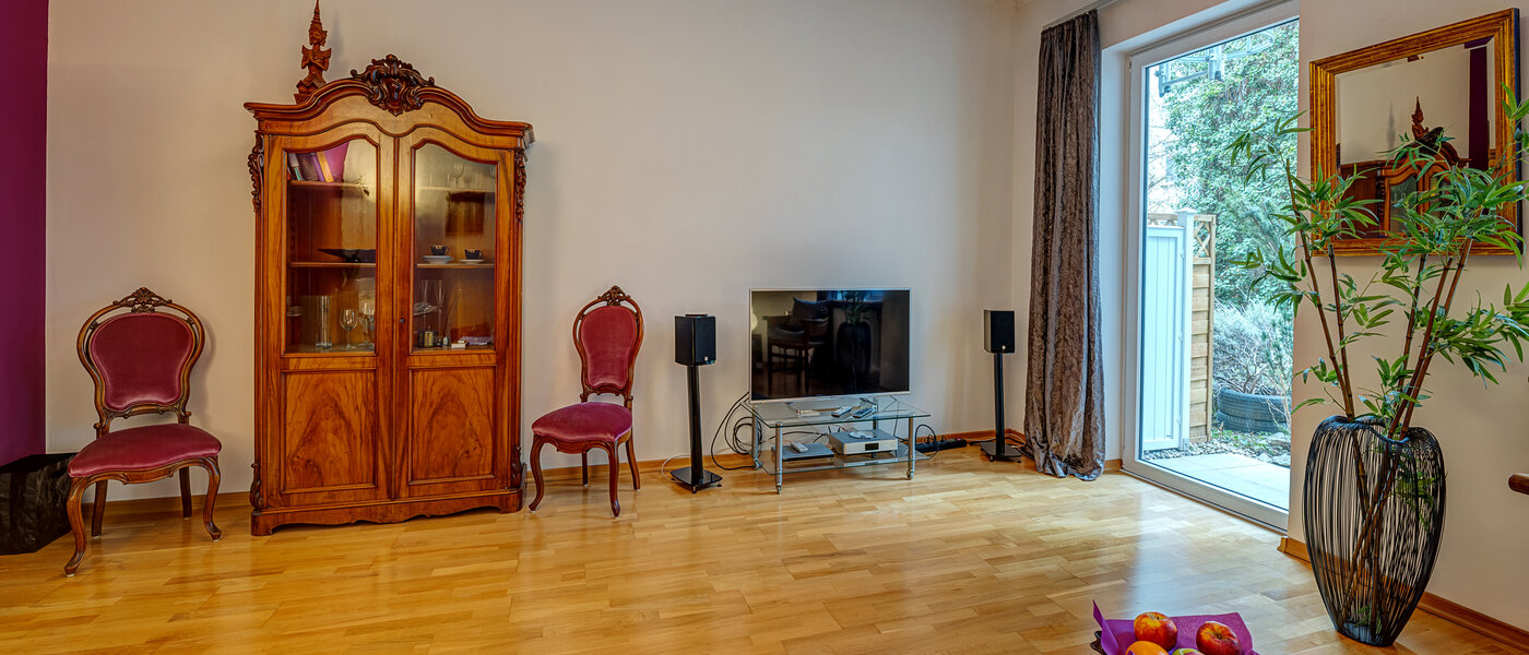 квартира München Schwabing-West (rund um den Hohenzollernplatz) 05 гостиная 2993