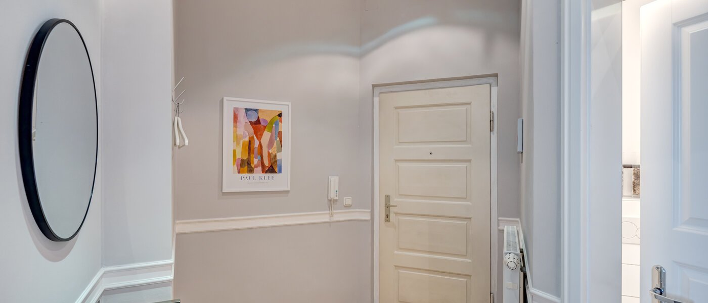 квартира München Gärtnerplatzviertel 01 коридор 3036