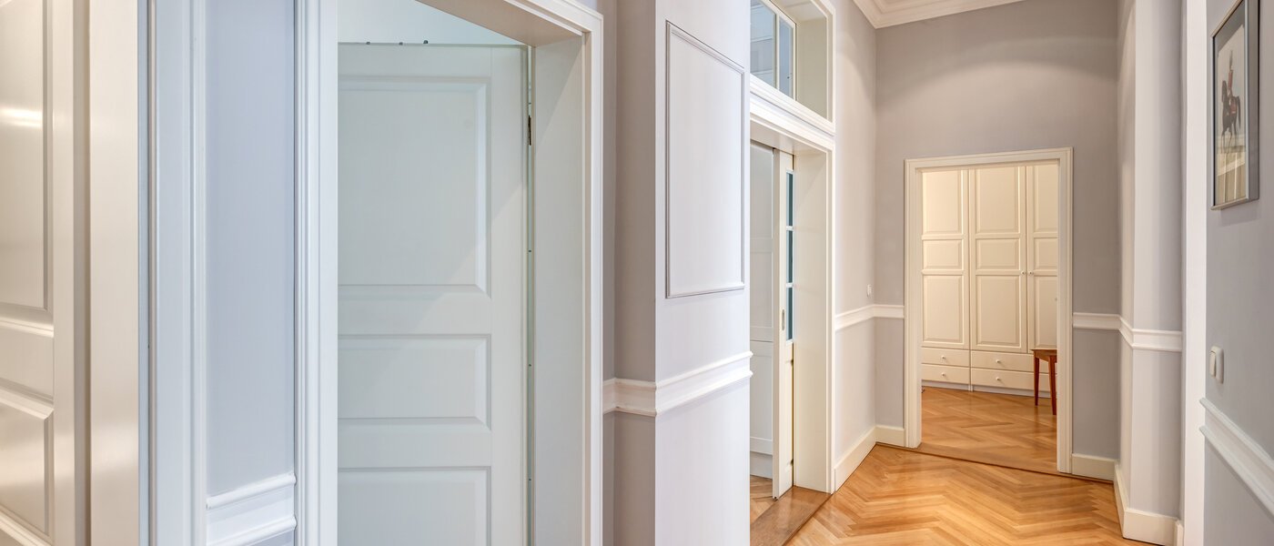 квартира München Gärtnerplatzviertel 04 коридор 3036