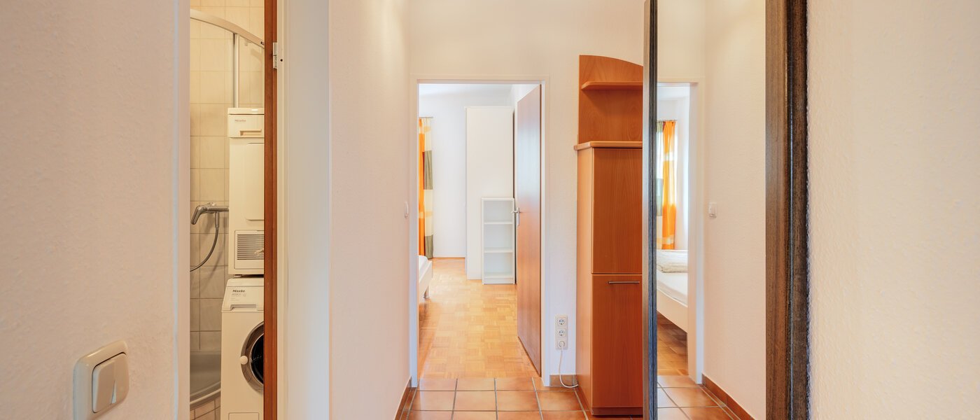 квартира München Harlaching 04 коридор 3096