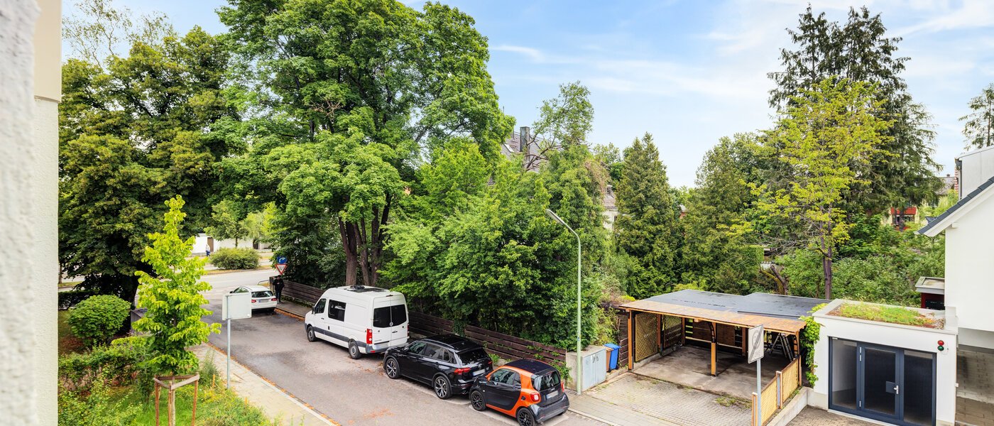 квартира München Harlaching 04 вид из окна 3096