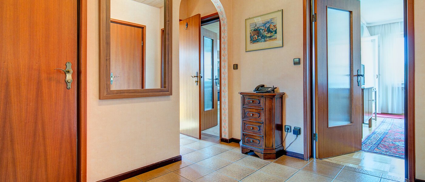 квартира München Solln 02 коридор 3122