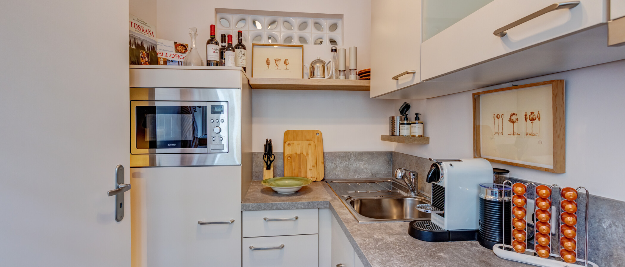квартира München Schwabing (links der Leopoldstraße) 02 кухня 3177