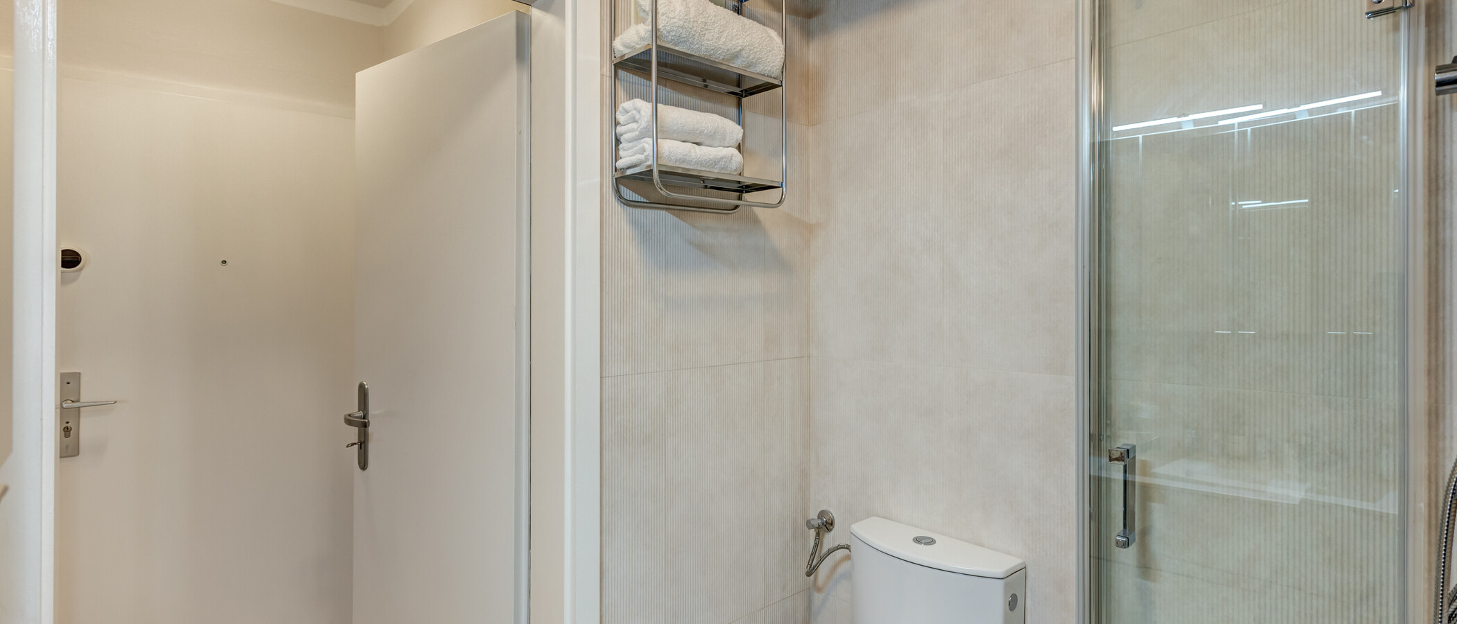 квартира München Schwabing (links der Leopoldstraße) 05 ванная комната 3177