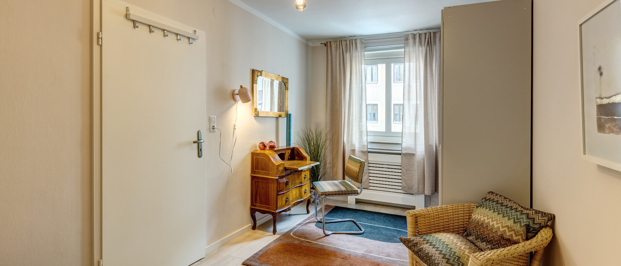 квартира München Schwabing (links der Leopoldstraße) 04 спальная комната 3177