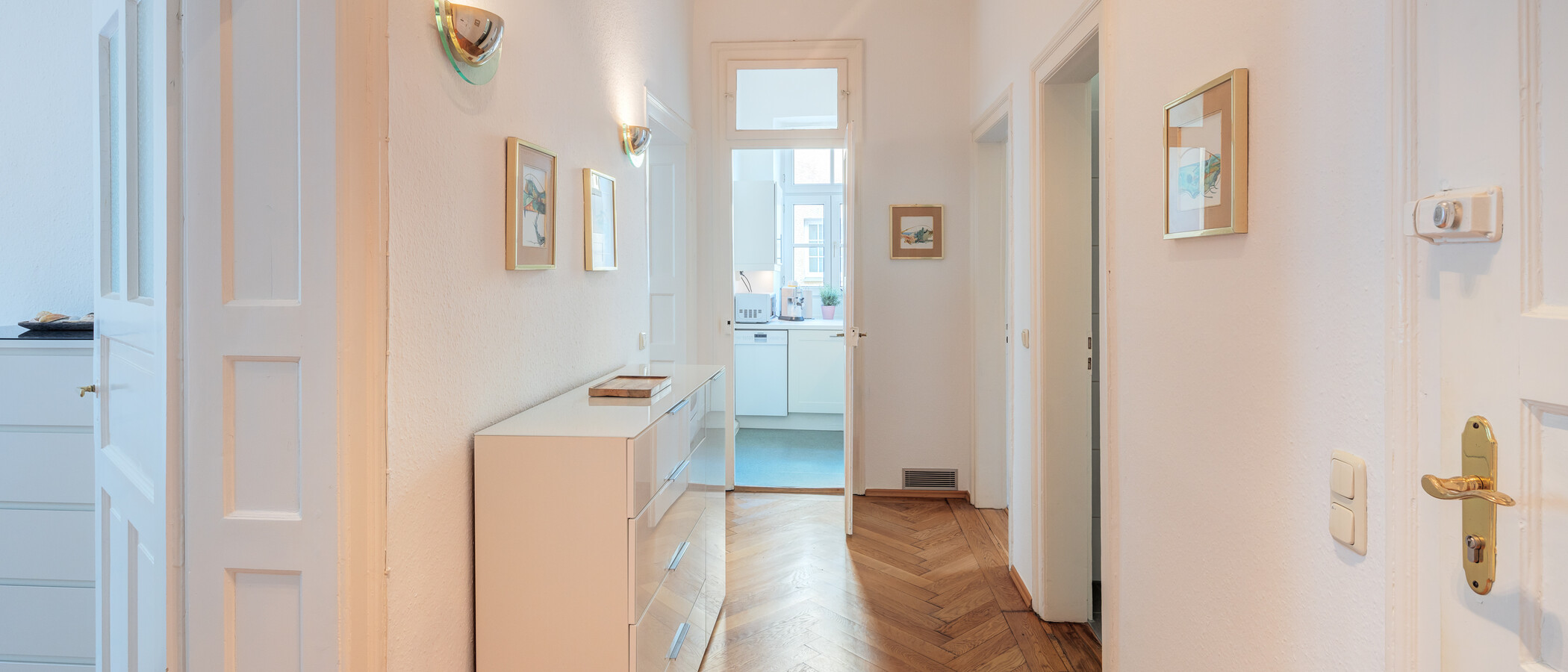 квартира München Schwabing (rechts der Leopoldstraße) 01 коридор 319