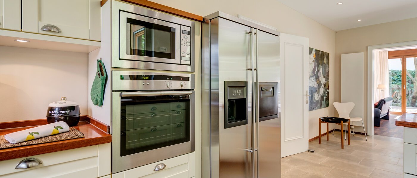 Половина двухквартирного жилого дома München Schwabing (links der Leopoldstraße) 02 кухня 3396