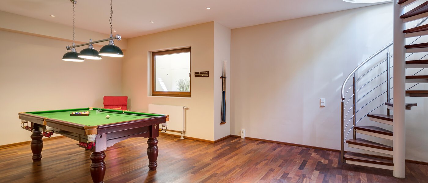 Половина двухквартирного жилого дома München Schwabing (links der Leopoldstraße) 02 комната для хобби 3396