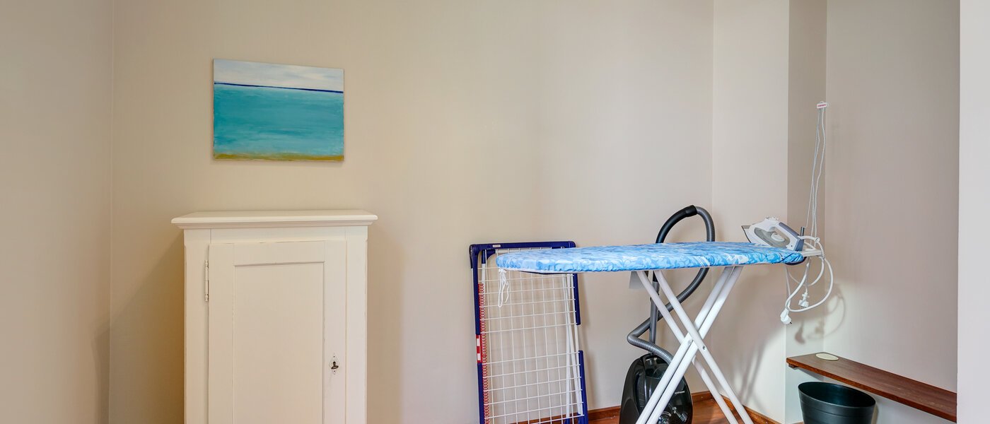 Половина двухквартирного жилого дома München Schwabing (links der Leopoldstraße) 02 специальное помещение 3396