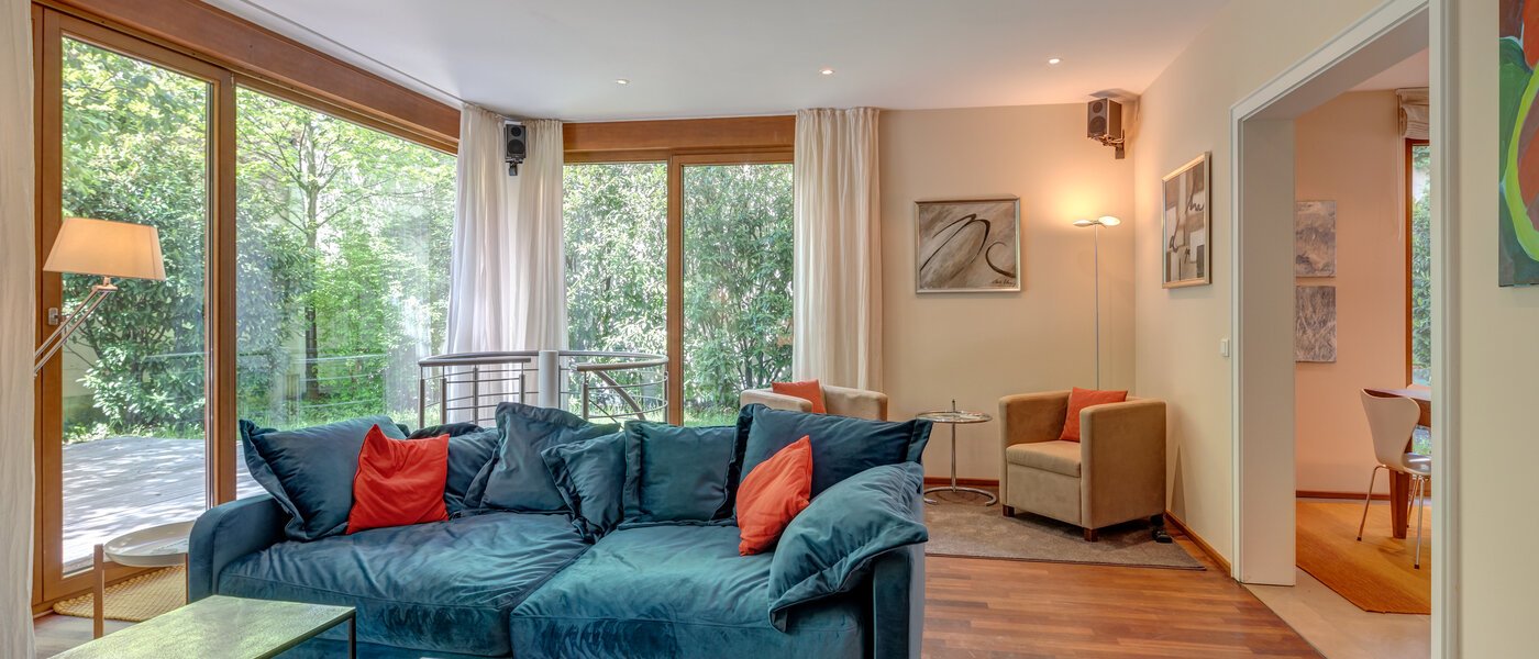 Половина двухквартирного жилого дома München Schwabing (links der Leopoldstraße) 01 жилое пространство 3396