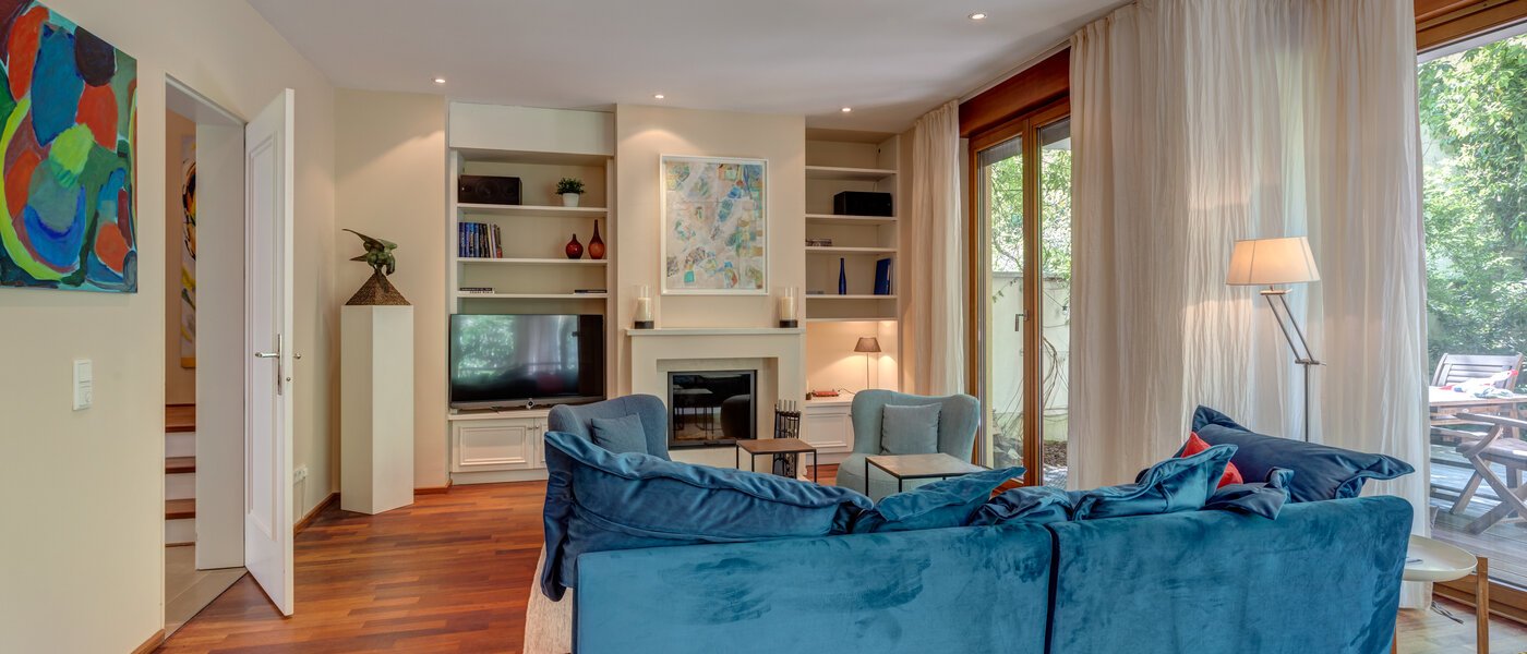 Половина двухквартирного жилого дома München Schwabing (links der Leopoldstraße) 03 жилое пространство 3396