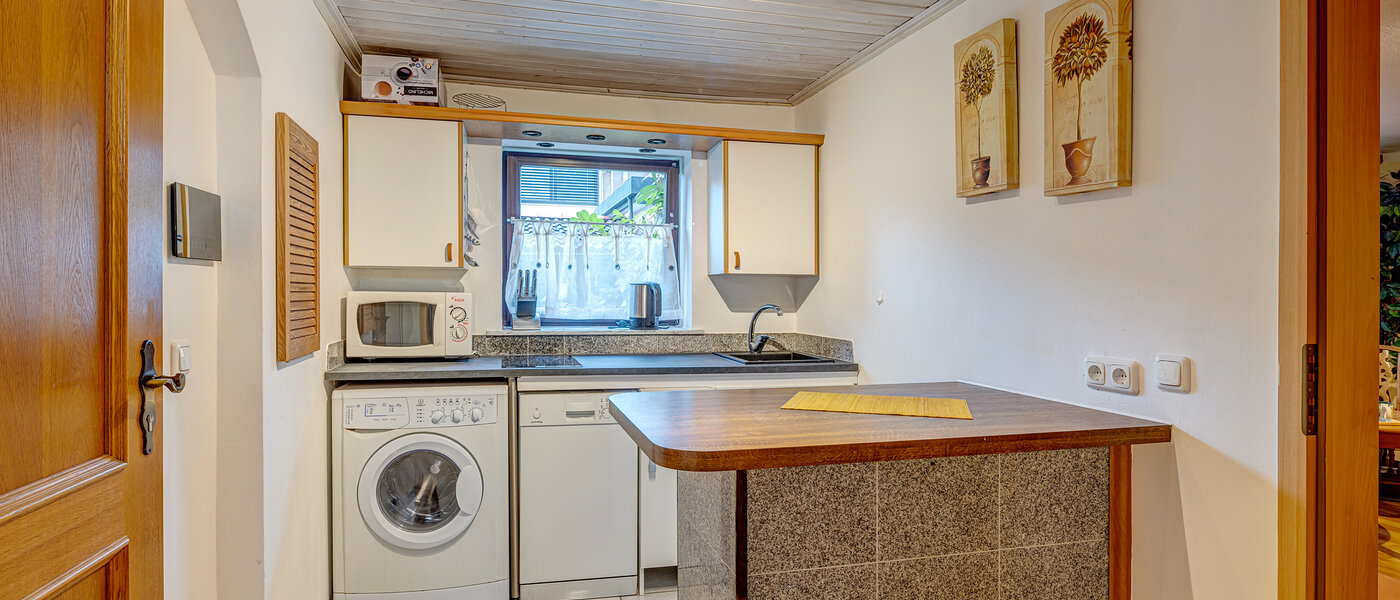 квартира Unterföhring 02 кухня 3405