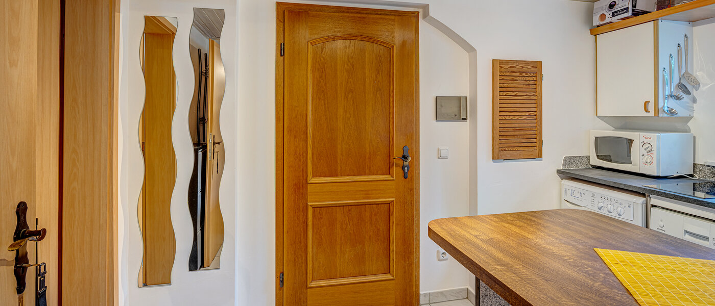 квартира Unterföhring 01 коридор 3405