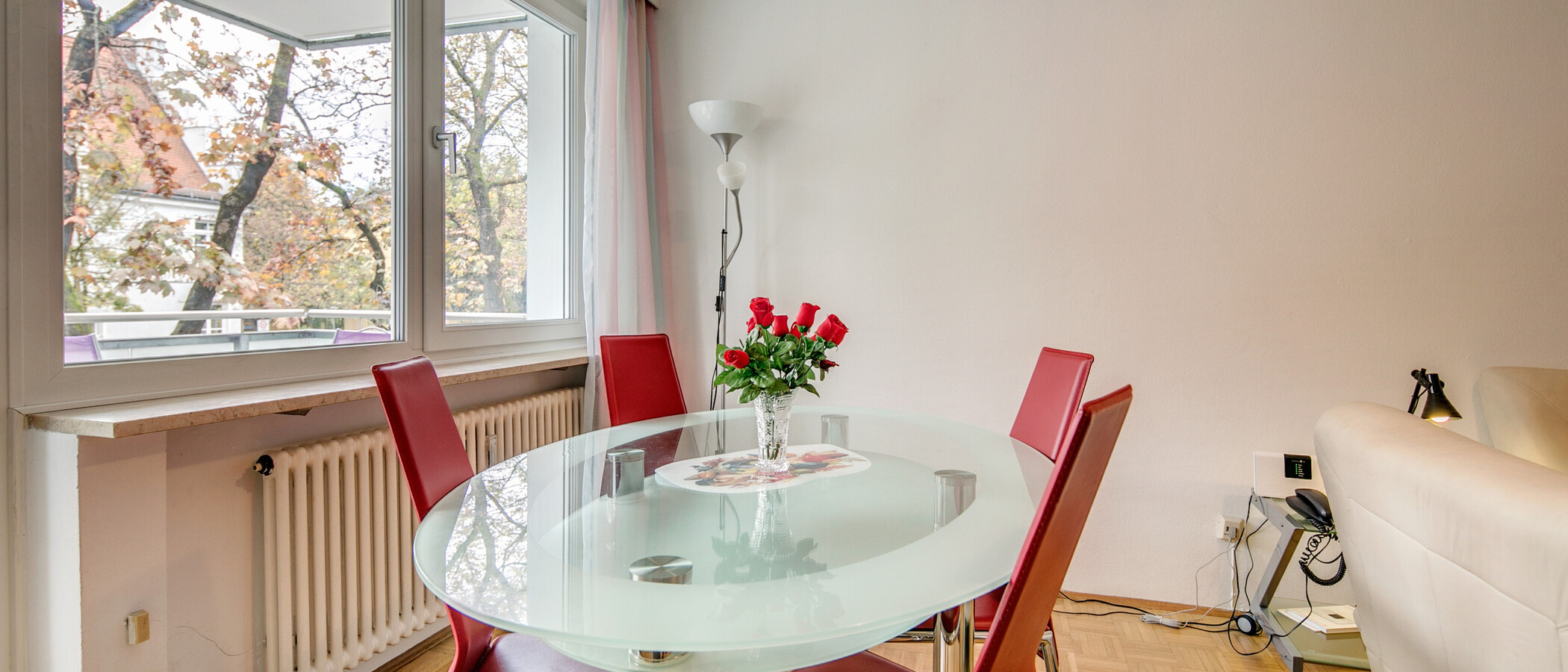 квартира München Schwabing-Nord (zw. Belgrad- & Leopoldstraße) 02 гостиная 342