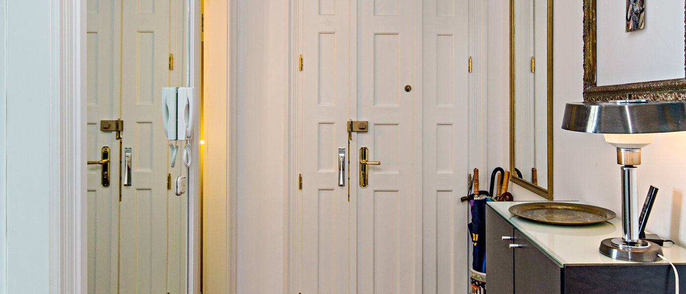 квартира München Neuhausen 04 коридор 3428