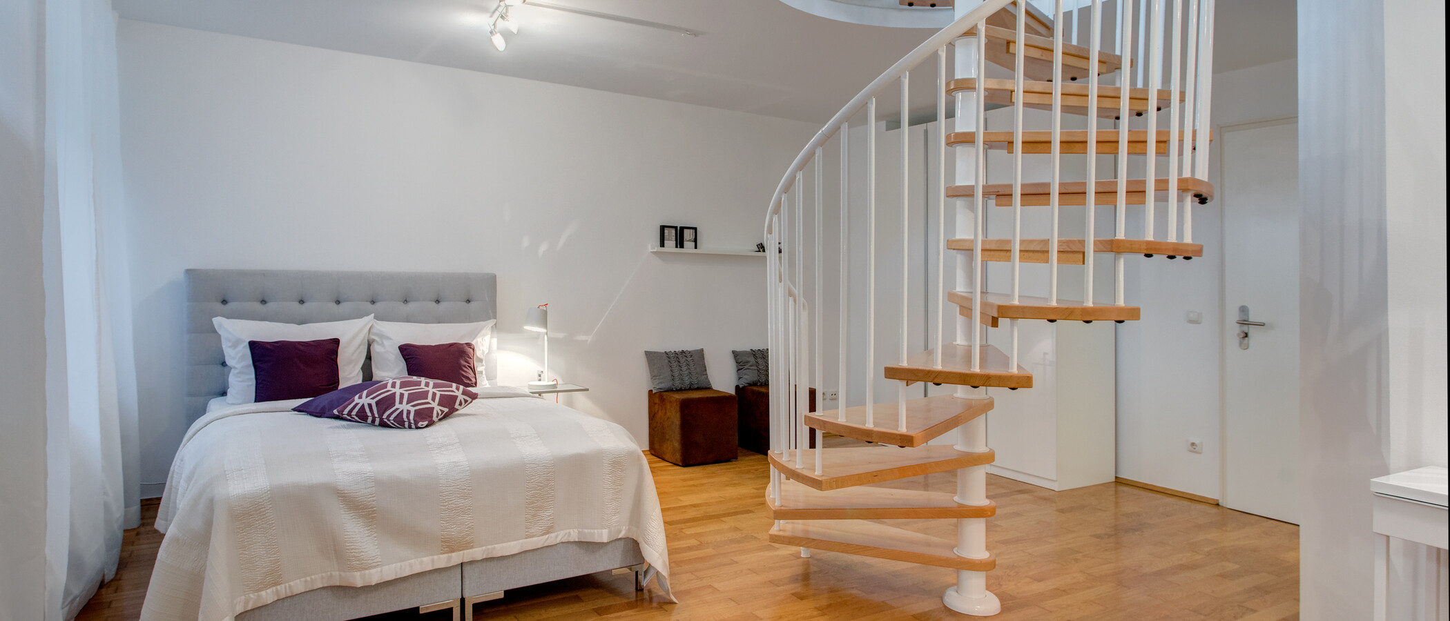 квартира München Haidhausen 01 гостевая комната 3443