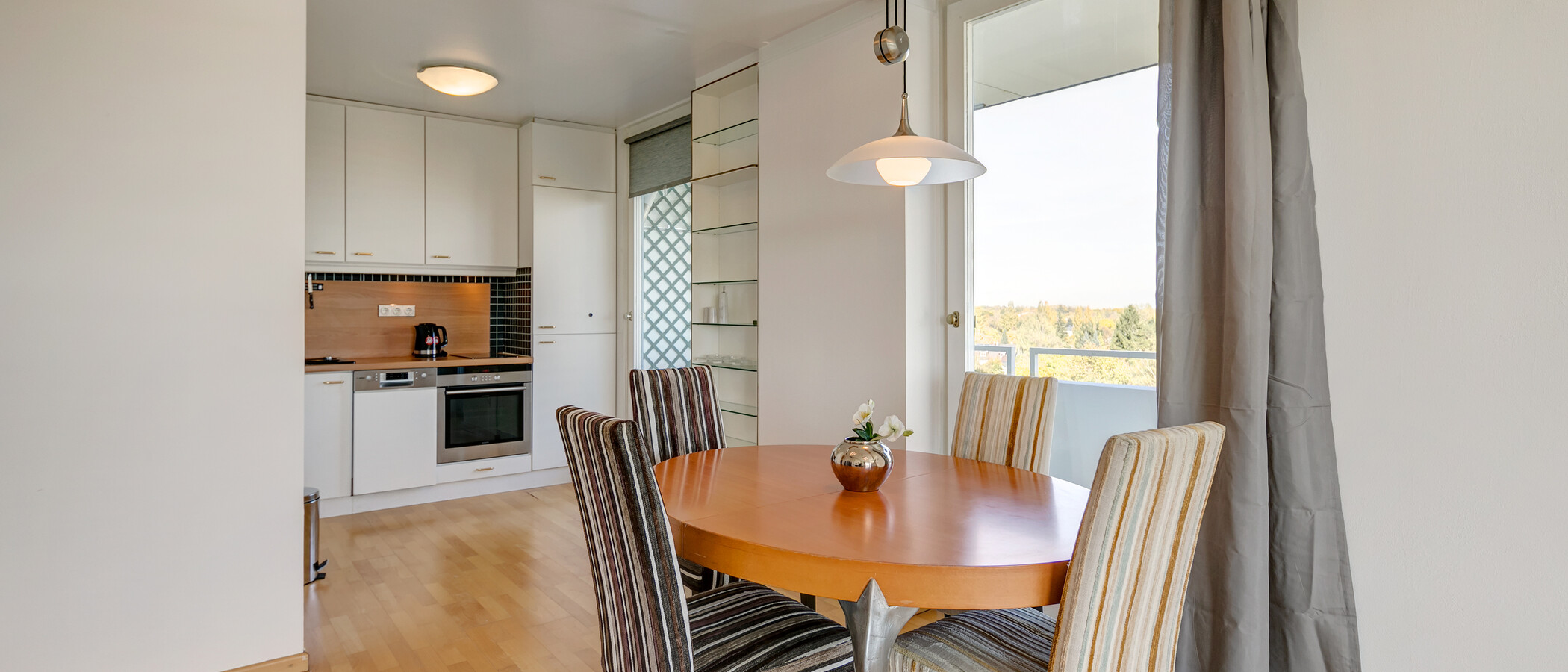 квартира München Cosimapark 02 кухня 3488