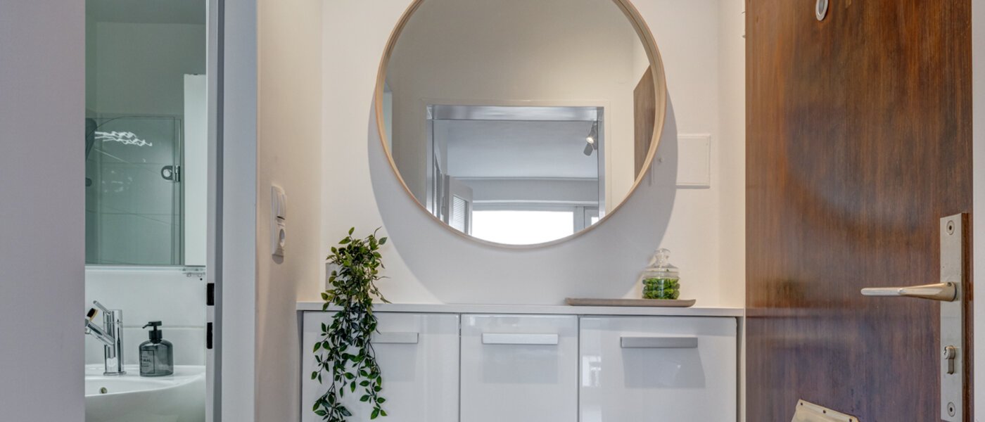 квартира München Maxvorstadt - Universitätsviertel 01 коридор 3509