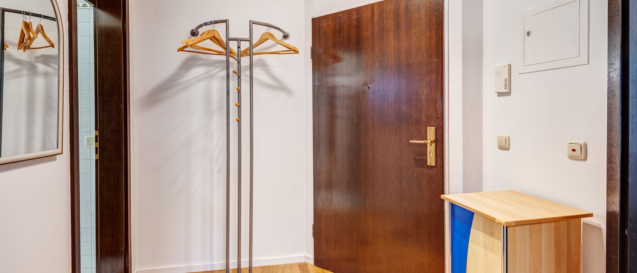 квартира München Thalkirchen 01 коридор 3528