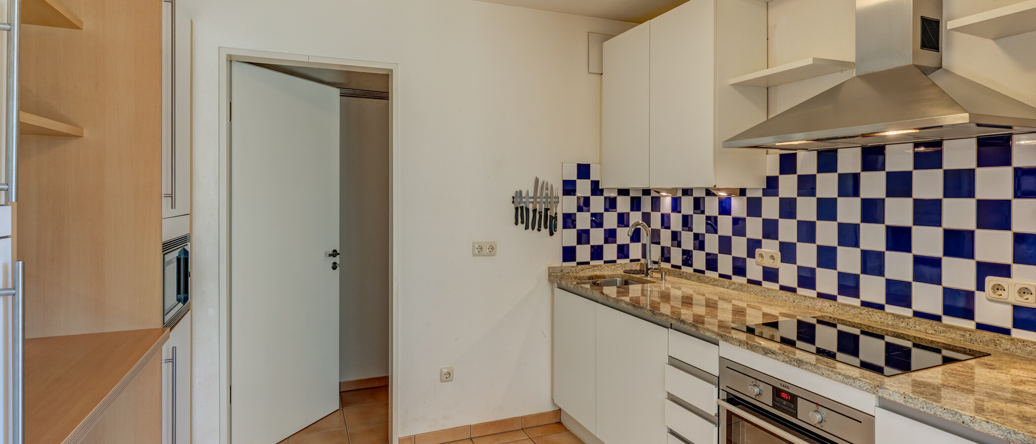 квартира München Maxvorstadt - Museumsviertel 01 кухня 3547