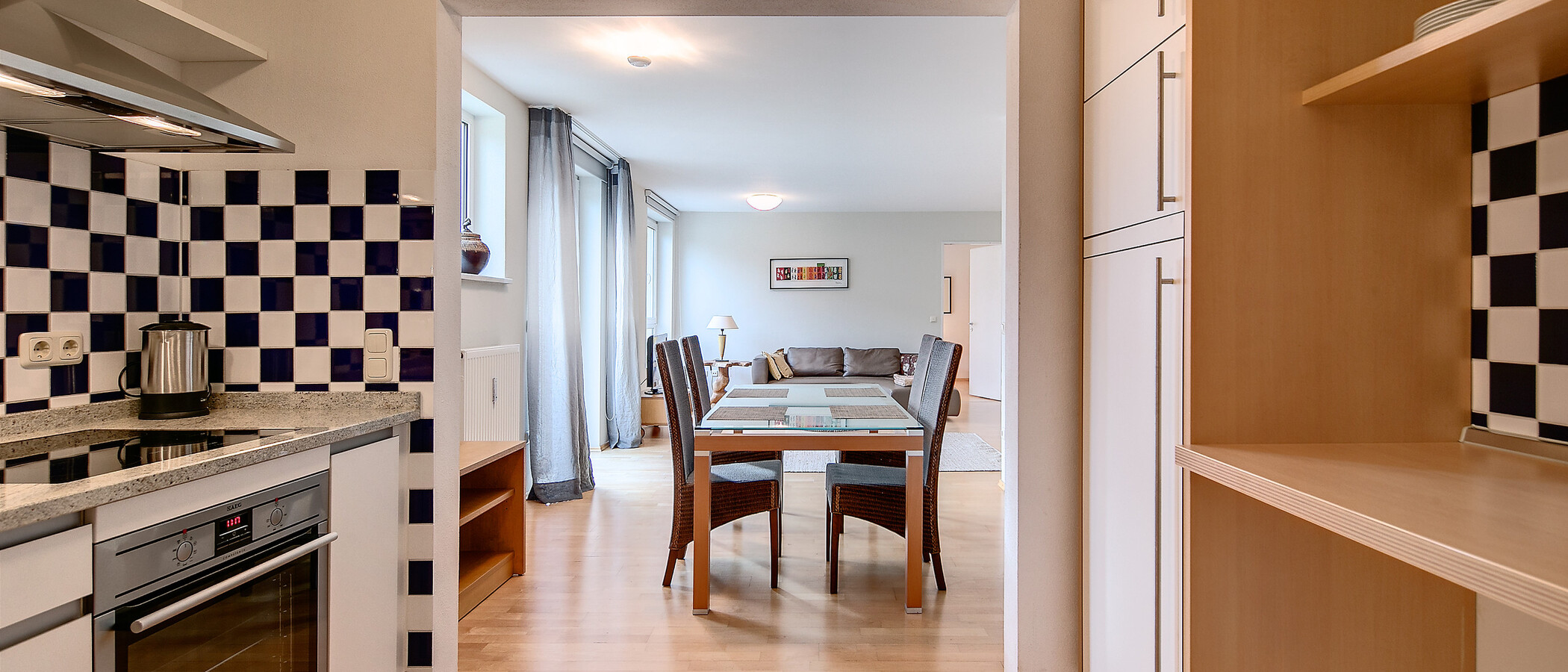 квартира München Maxvorstadt - Museumsviertel 04 кухня 3547