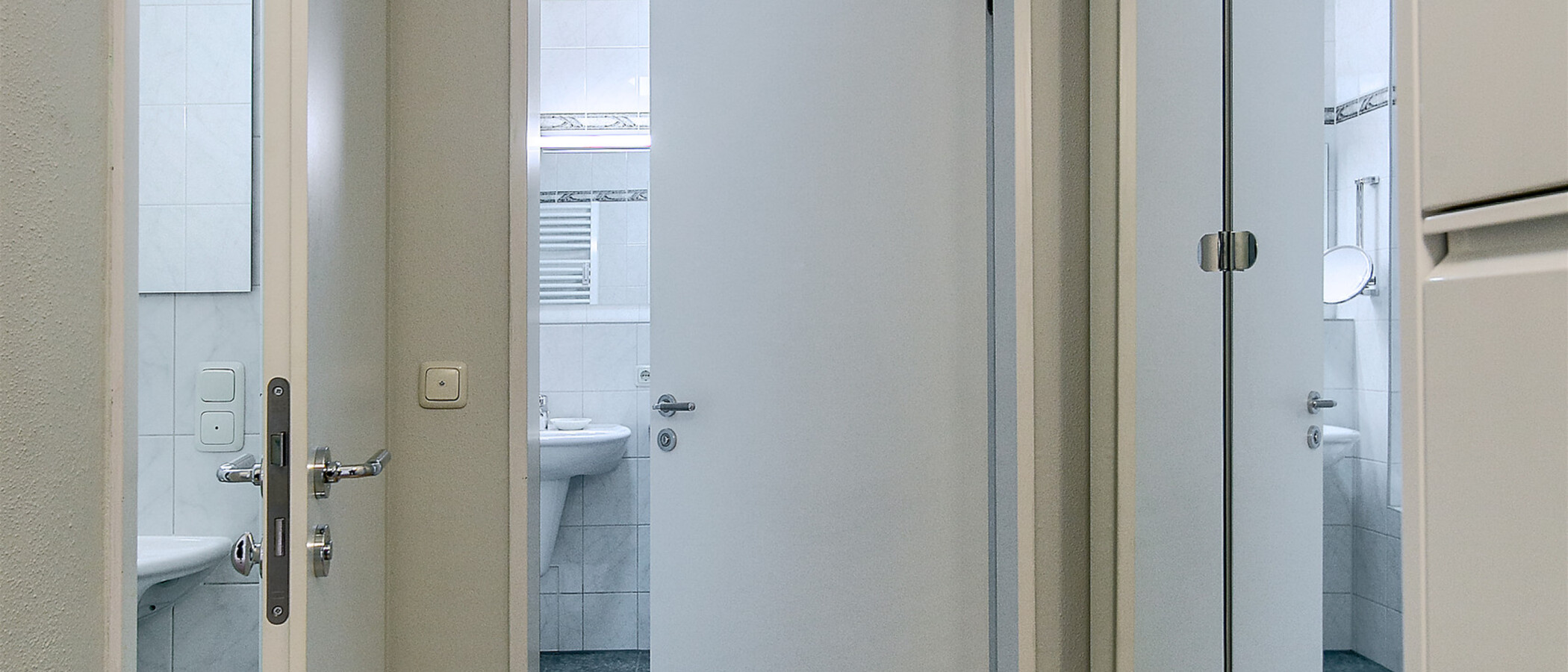 квартира München Maxvorstadt - Museumsviertel 01 коридор 3547