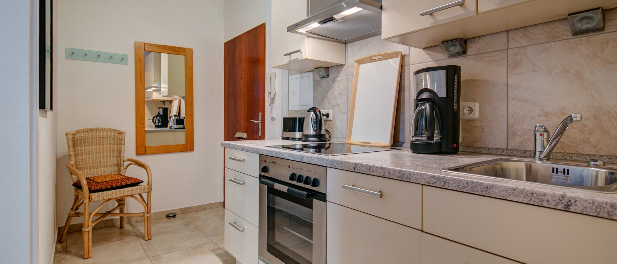 квартира München Schwabing-West (rund um den Hohenzollernplatz) 01 кухня 3569