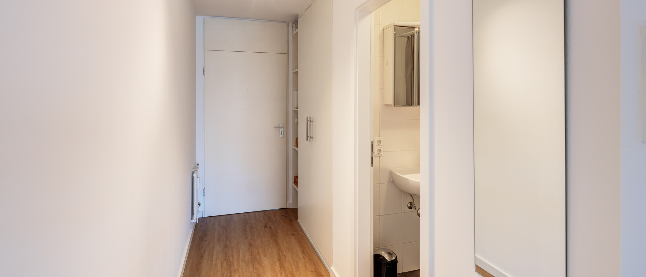 квартира München Isarvorstadt 01 коридор 3570