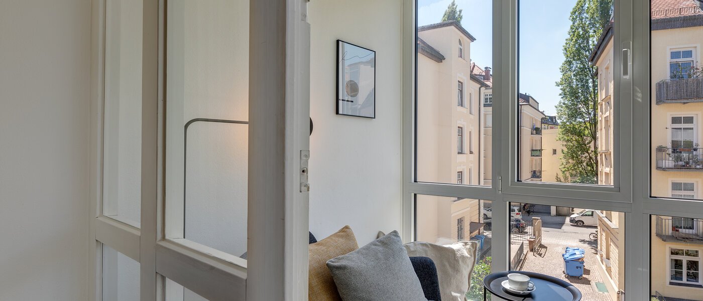 квартира München Schwabing (rechts der Leopoldstraße) 02 застекленная терраса 361