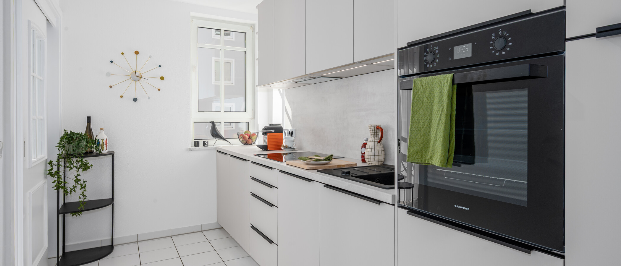 квартира München Maxvorstadt - Rund um den Josephsplatz 01 кухня 3735