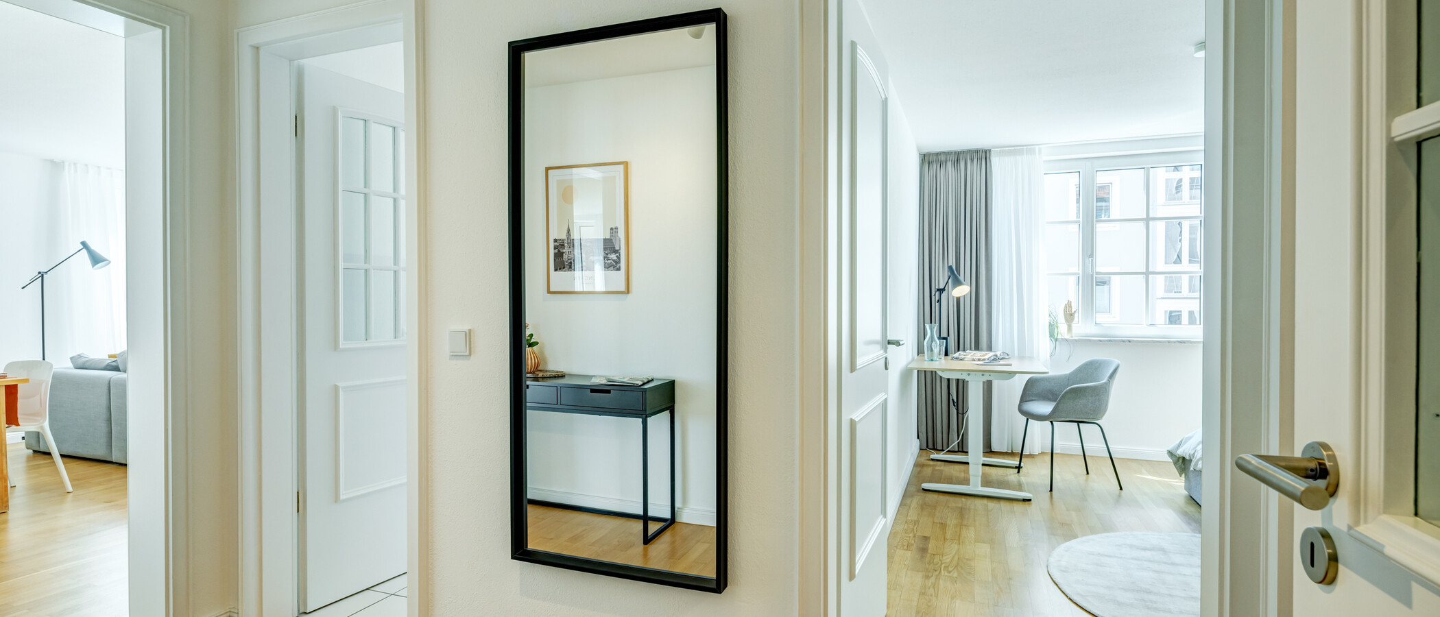 квартира München Maxvorstadt - Rund um den Josephsplatz 04 коридор 3735